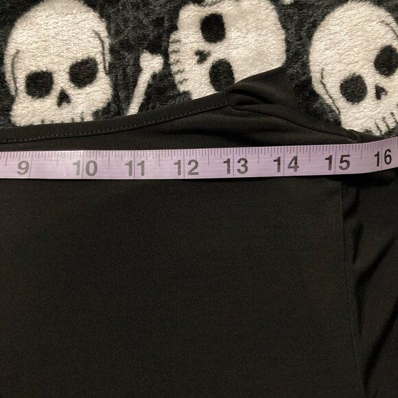 TOWN & COUNTRY Black cowl neck short-sleeve top ~ Stretchy MEDIUM LARGE shirt - Picture 11 of 13